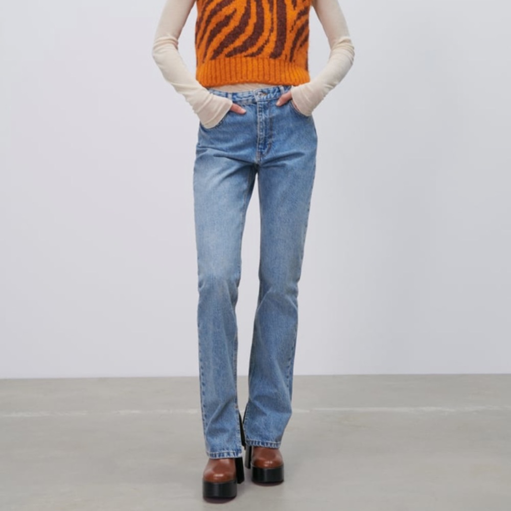 ZARA 90’s slim jeans with slits at ankle
